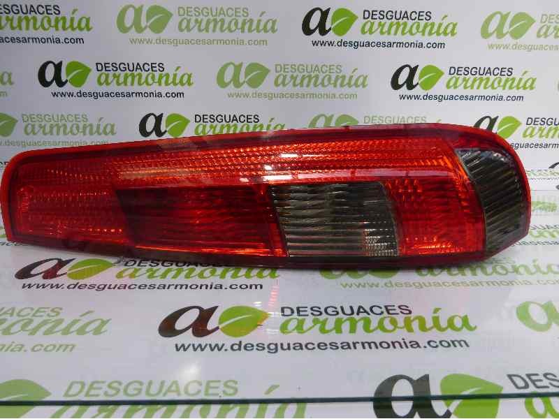 Recambio de piloto trasero derecho para ford fiesta (cbk) ghia referencia OEM IAM 2S5113A602B  