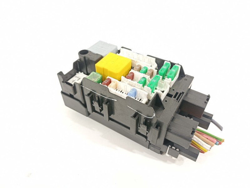 Recambio de caja reles / fusibles para citroën c4 lim. shine referencia OEM IAM 9665492680  