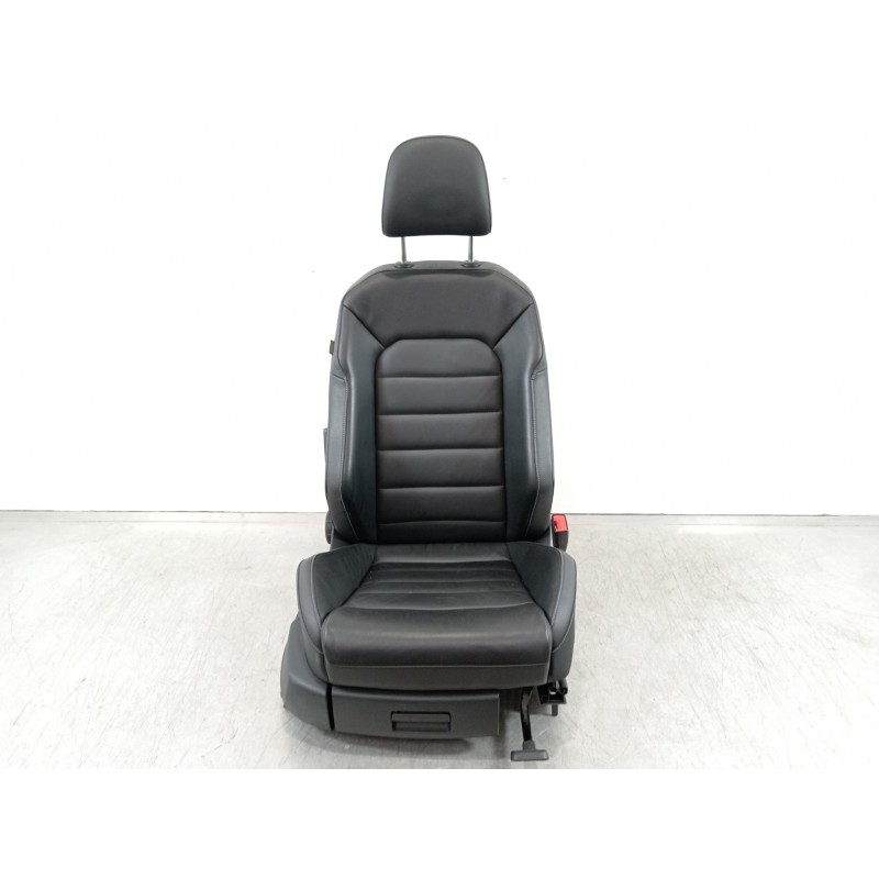 Recambio de asiento delantero derecho para volkswagen golf vii lim. gte referencia OEM IAM 5Q4881106Q  