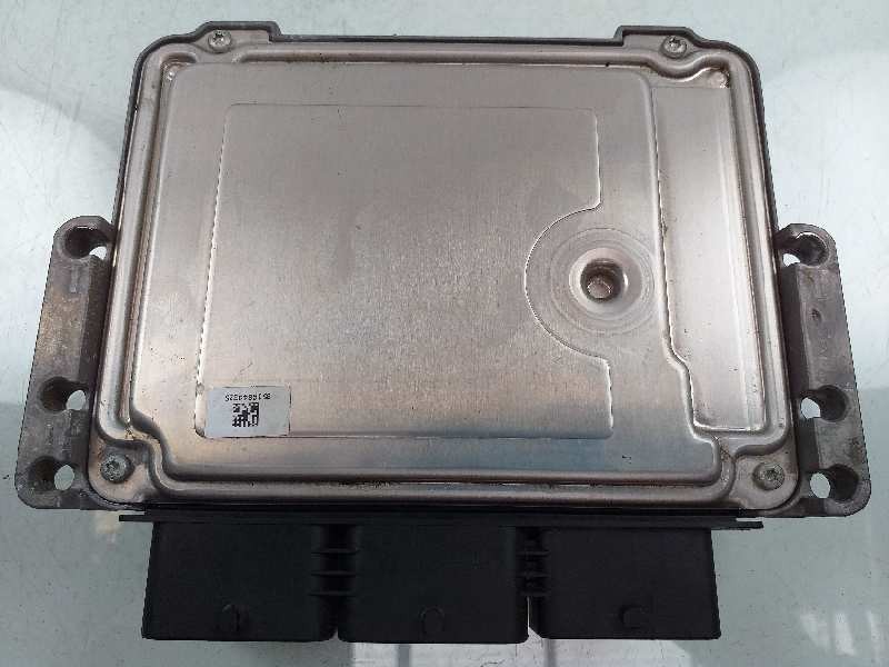 Recambio de centralita motor uce para citroën c3 selection referencia OEM IAM 9674254080 0281015849 9666729680
