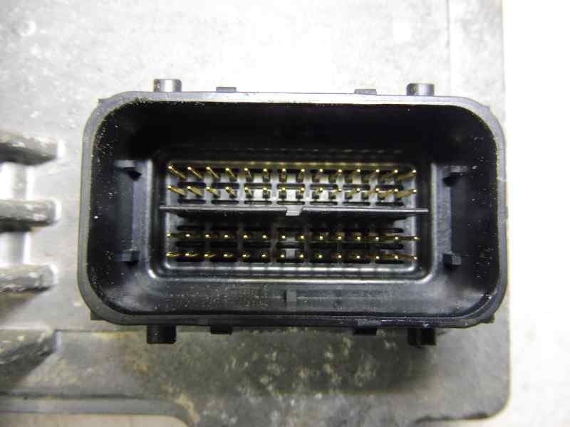 Recambio de centralita motor uce para opel corsa d essentia referencia OEM IAM 55576684 86AAPK54005300H7 