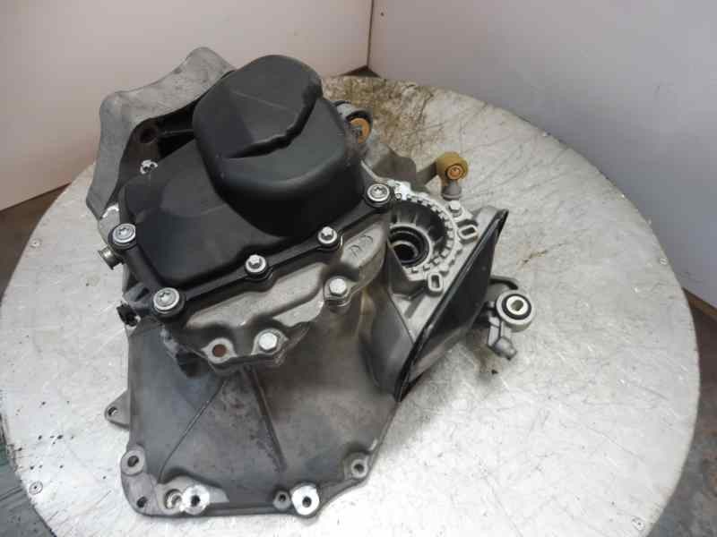 Recambio de caja cambios para opel corsa d essentia referencia OEM IAM 2UW429  