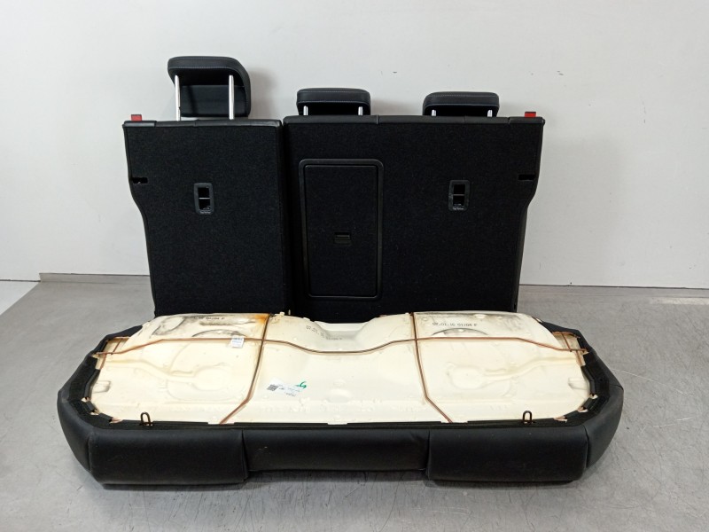 Recambio de asientos traseros para volkswagen golf vii lim. gte referencia OEM IAM 5G0885375F  