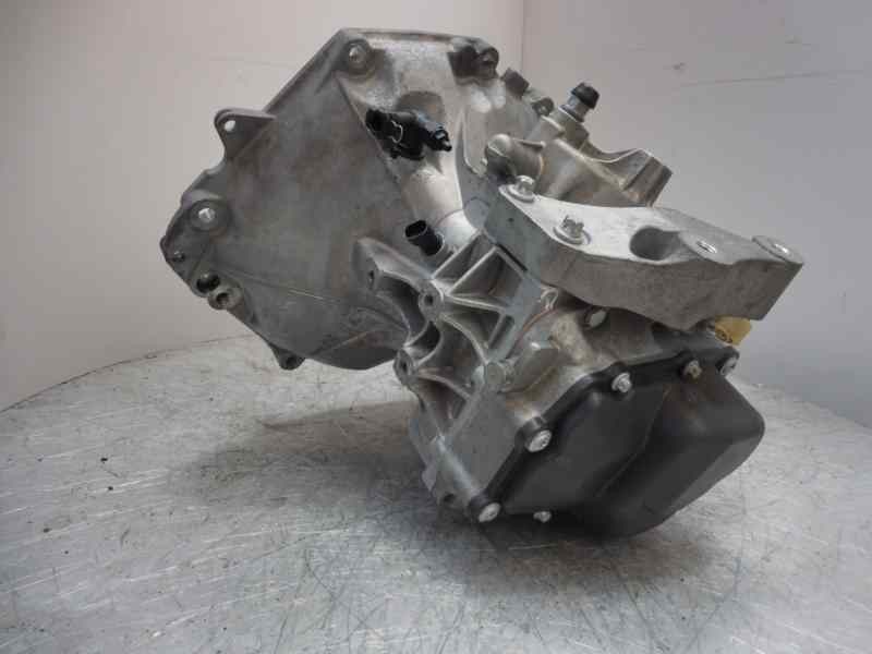 Recambio de caja cambios para opel corsa d essentia referencia OEM IAM 2UW429  