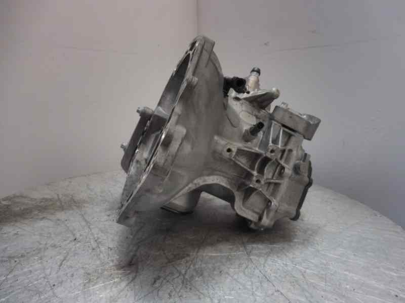 Recambio de caja cambios para opel corsa d essentia referencia OEM IAM 2UW429  