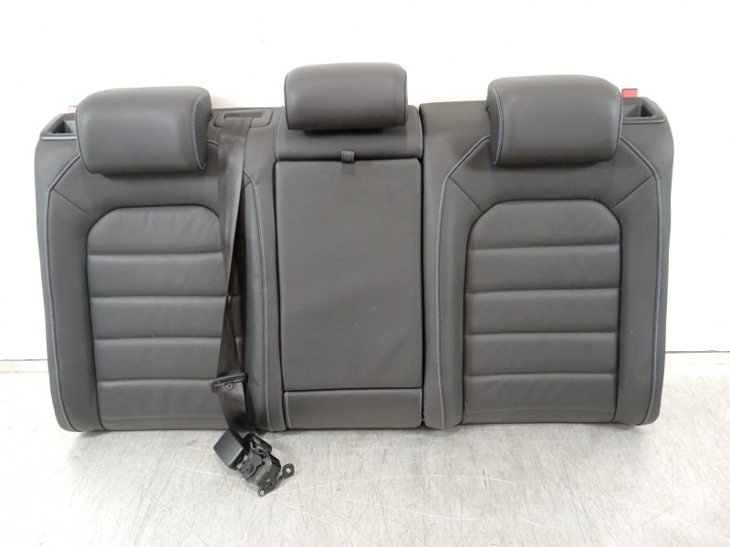 Recambio de asientos traseros para volkswagen golf vii lim. gte referencia OEM IAM 5G0885375F  