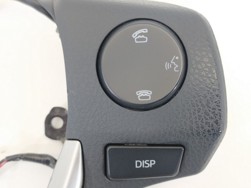 Recambio de mando volante para toyota auris hybrid active referencia OEM IAM 8424712040 18A174 