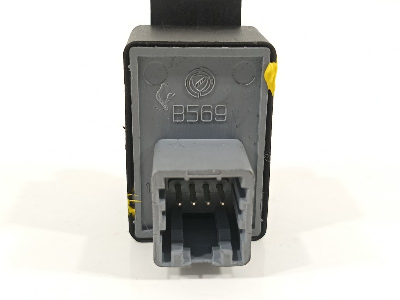 Recambio de mando retrovisor para fiat linea (110) emotion referencia OEM IAM 735298499 735316891 