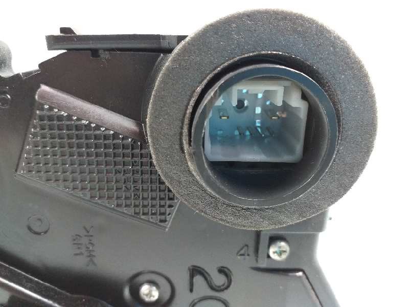 Recambio de cerradura puerta delantera derecha para toyota yaris active referencia OEM IAM   