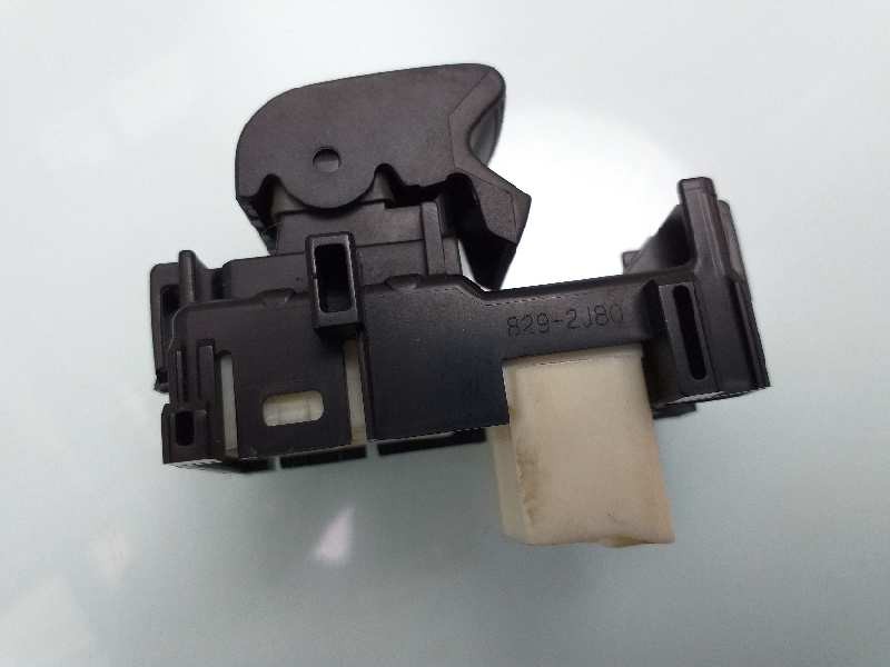 Recambio de mando elevalunas delantero derecho para toyota yaris active referencia OEM IAM 8292J80 1928297 