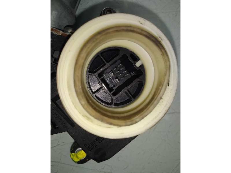 Recambio de elevalunas delantero izquierdo para toyota yaris active referencia OEM IAM 983722104 857020D110 