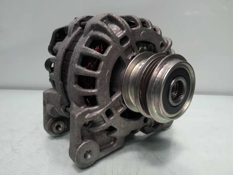 Recambio de alternador para dacia sandero ambiance referencia OEM IAM 231003730R  