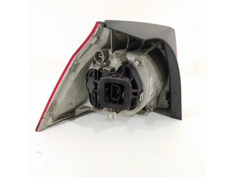 Recambio de piloto trasero derecho para volkswagen golf v berlina (1k1) highline referencia OEM IAM 1K6945096Q  