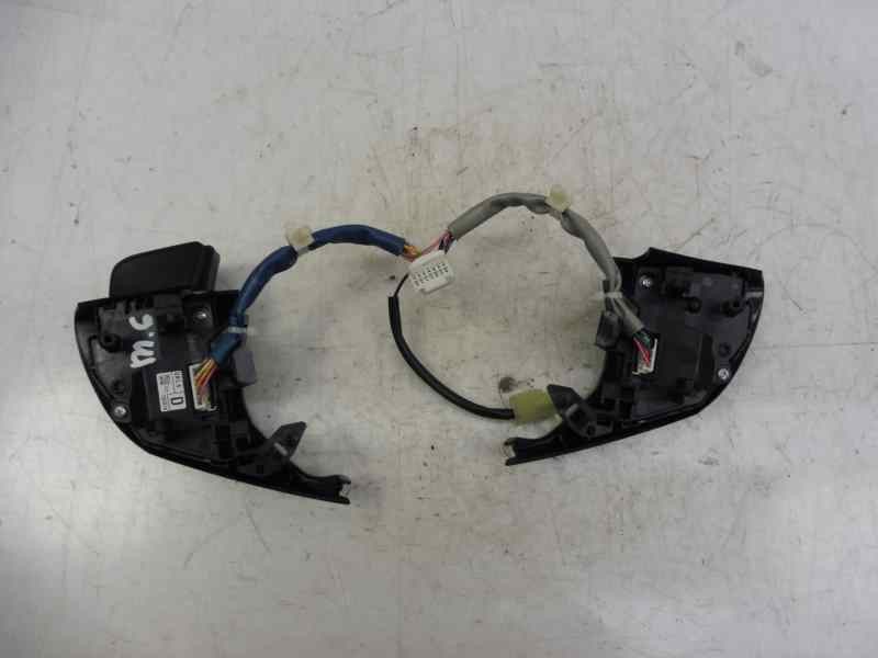 Recambio de mando volante para mazda 6 lim. (gh)(.2012) center-line referencia OEM IAM 75E814 GKL4 