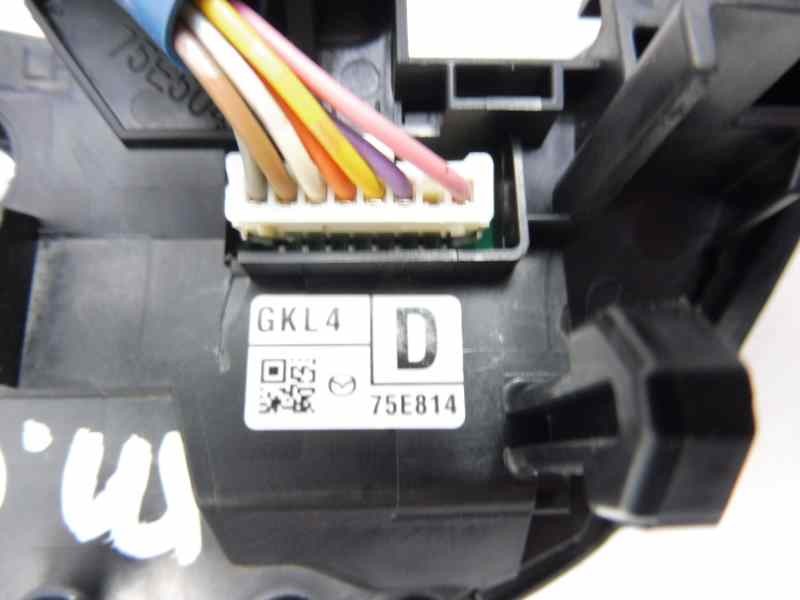 Recambio de mando volante para mazda 6 lim. (gh)(.2012) center-line referencia OEM IAM 75E814 GKL4 