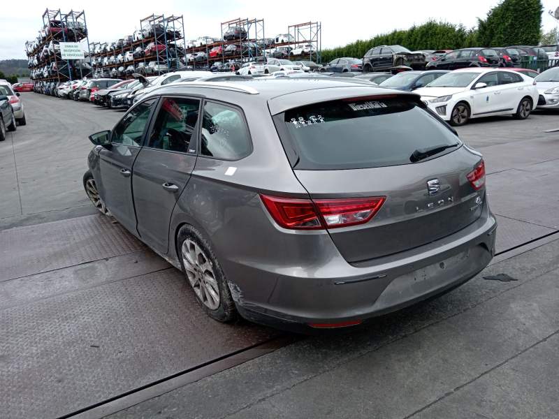 seat leon st (5f8) del año 2015