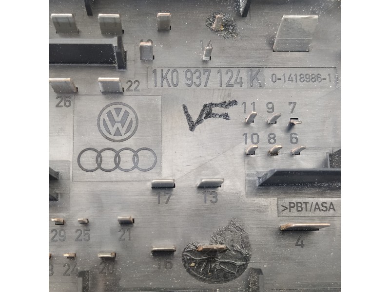 Recambio de caja reles / fusibles para seat toledo (5p2) exclusive referencia OEM IAM 1K0937124K  
