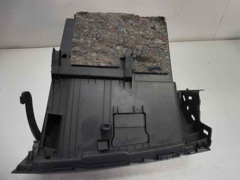 Recambio de guantera para renault clio iii dynamique referencia OEM IAM 8200407712  