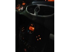 Recambio de mando climatizador para renault clio iii dynamique referencia OEM IAM 8200296683  