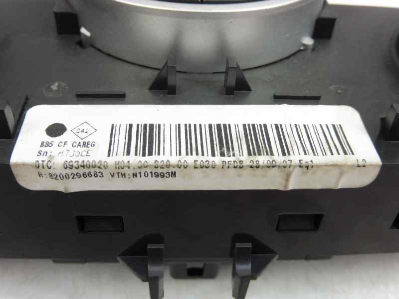 Recambio de mando climatizador para renault clio iii dynamique referencia OEM IAM 8200296683  