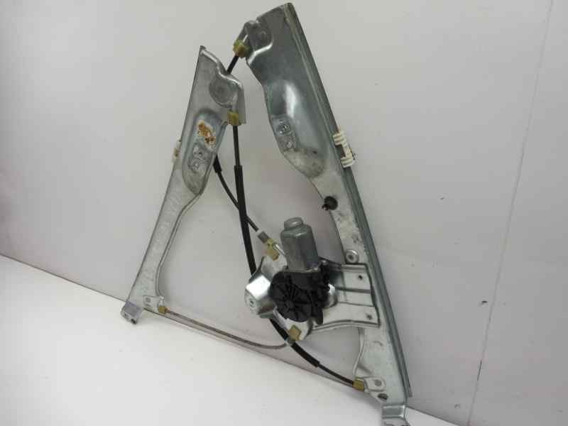 Recambio de elevalunas delantero derecho para renault clio iii dynamique referencia OEM IAM 8200291147  