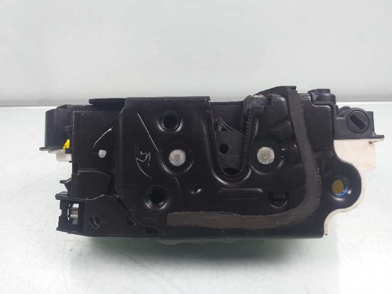 Recambio de cerradura puerta trasera derecha para seat toledo (kg3) style referencia OEM IAM 5E0839016A  