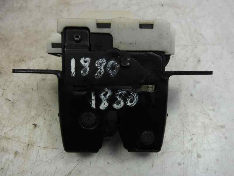 Recambio de cerradura maletero / porton para renault clio iii dynamique referencia OEM IAM 8200076240R  