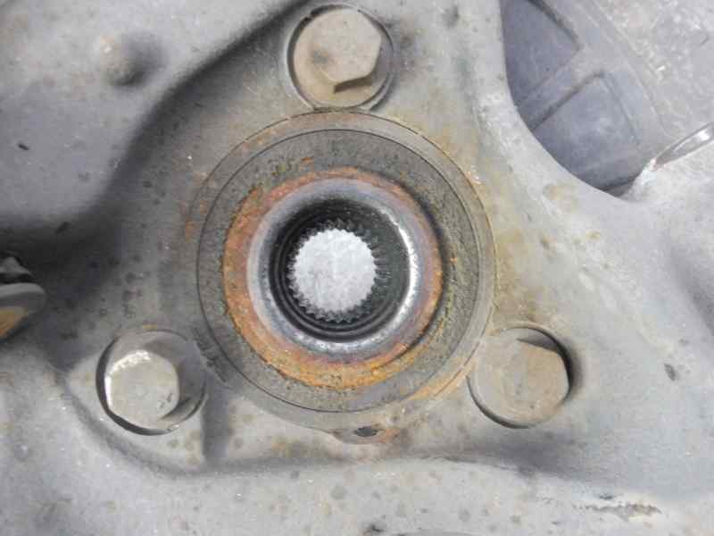 Recambio de mangueta trasera izquierda para opel insignia berlina sportive 4x4 referencia OEM IAM   