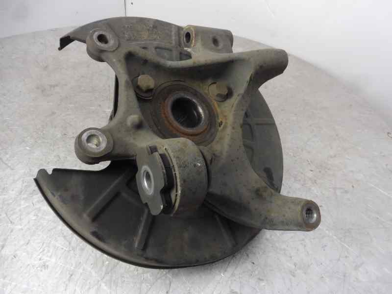 Recambio de mangueta trasera izquierda para opel insignia berlina sportive 4x4 referencia OEM IAM   