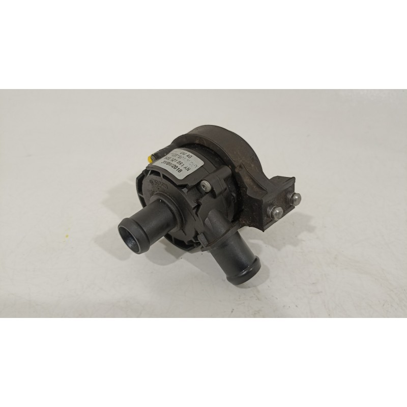 Recambio de bomba agua para seat leon (1p1) comfort limited referencia OEM IAM 5Q0121591AN  