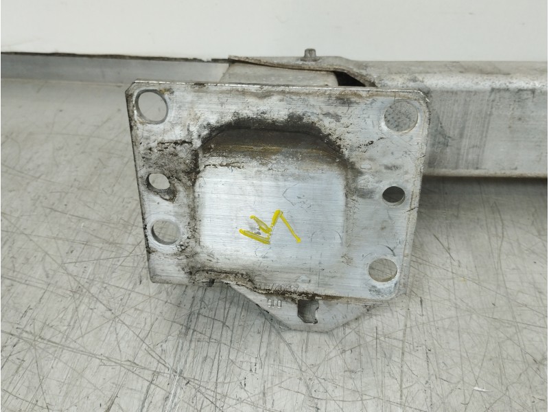 Recambio de refuerzo paragolpes delantero para peugeot 308 confort referencia OEM IAM 9656741380  