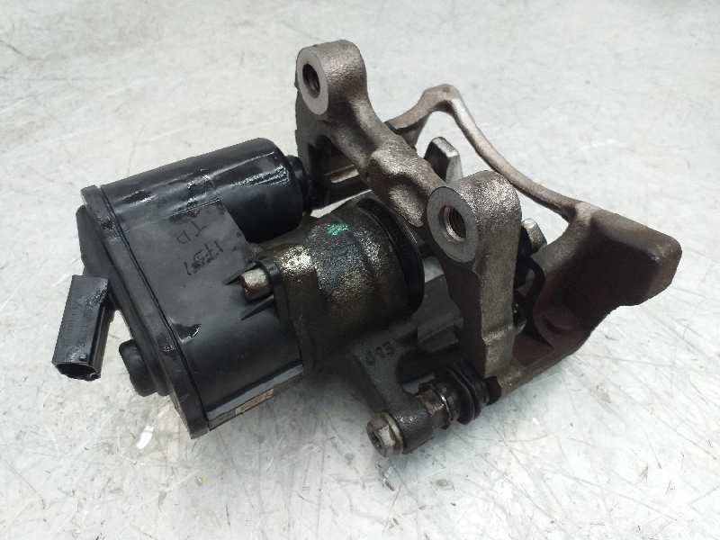 Recambio de pinza freno trasera derecha para volkswagen passat variant (365) advance bluemotion referencia OEM IAM 5N0615404  