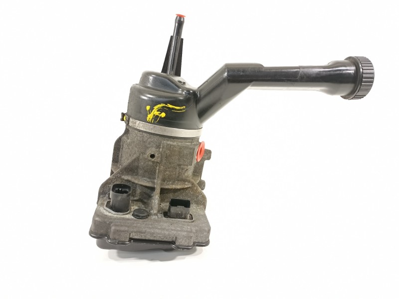 Recambio de bomba direccion para peugeot 308 confort referencia OEM IAM 9684979180  