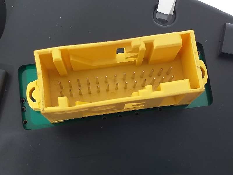 Recambio de cuadro instrumentos para peugeot 308 confort referencia OEM IAM 9665107480 503001550315 