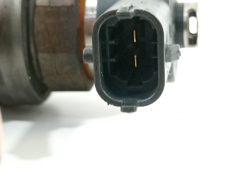 Recambio de inyector para opel astra h ber. cosmo referencia OEM IAM 0445110175  