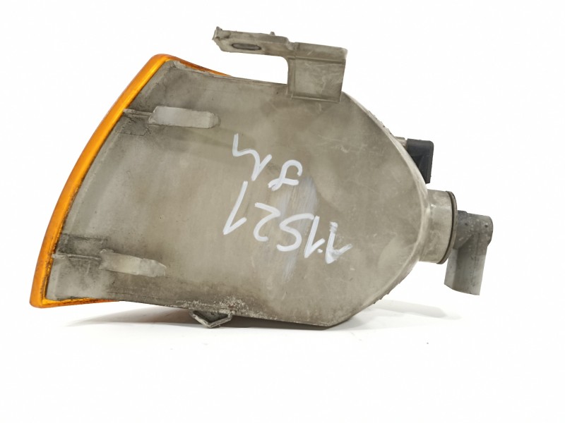 Recambio de piloto delantero derecho para volkswagen polo berlina (6n1) air referencia OEM IAM 6N0953042B  