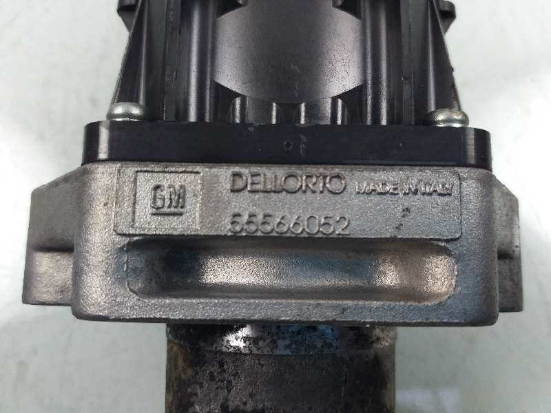 Recambio de valvula egr para opel insignia berlina sportive 4x4 referencia OEM IAM 55566052 17882 