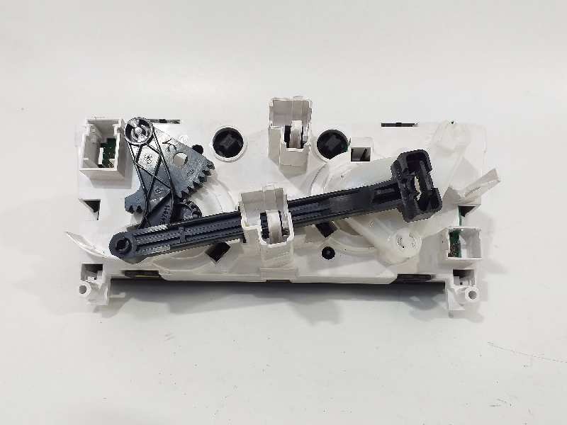 Recambio de mando calefaccion / aire acondicionado para peugeot 308 confort referencia OEM IAM 69940002  