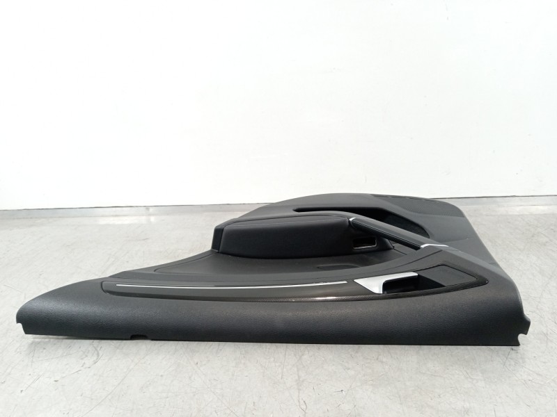 Recambio de guarnecido puerta trasera derecha para volkswagen golf vii lim. gte referencia OEM IAM 5G6867212 5G4867212 