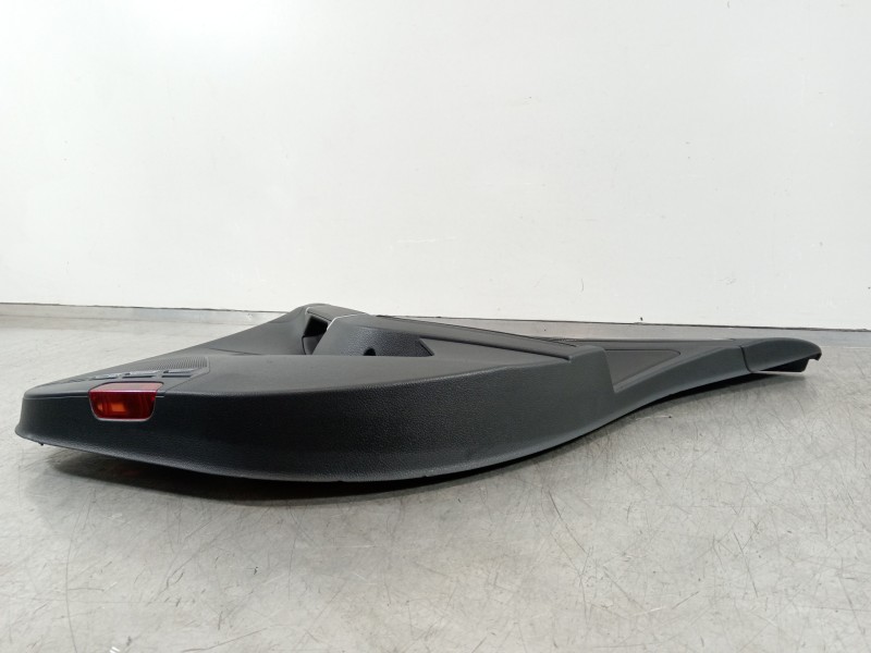 Recambio de guarnecido puerta trasera derecha para volkswagen golf vii lim. gte referencia OEM IAM 5G6867212 5G4867212 