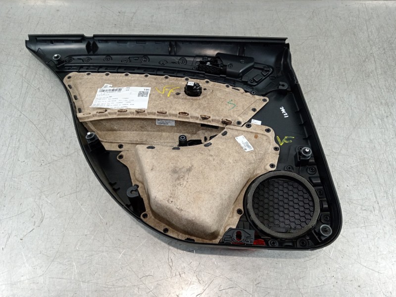 Recambio de guarnecido puerta trasera derecha para volkswagen golf vii lim. gte referencia OEM IAM 5G6867212 5G4867212 