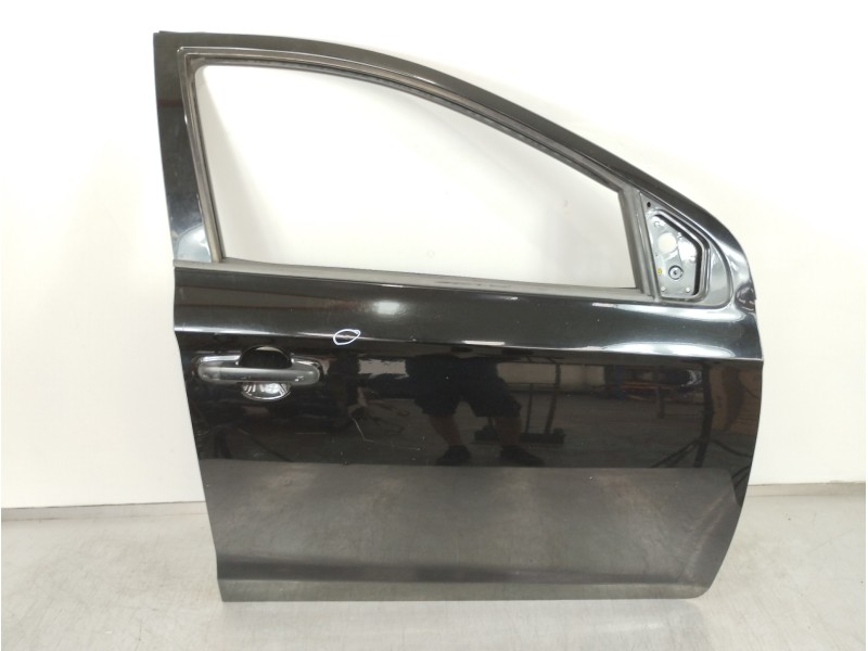 Recambio de puerta delantera derecha para hyundai i20 classic referencia OEM IAM   