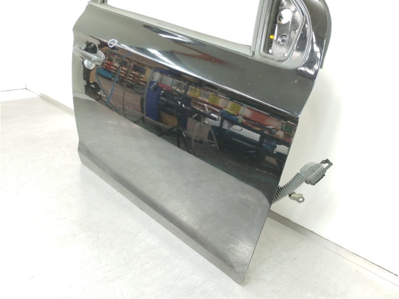 Recambio de puerta delantera derecha para hyundai i20 classic referencia OEM IAM   
