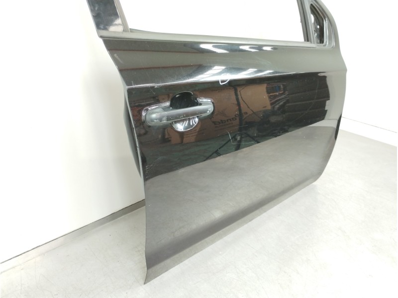 Recambio de puerta delantera derecha para hyundai i20 classic referencia OEM IAM   