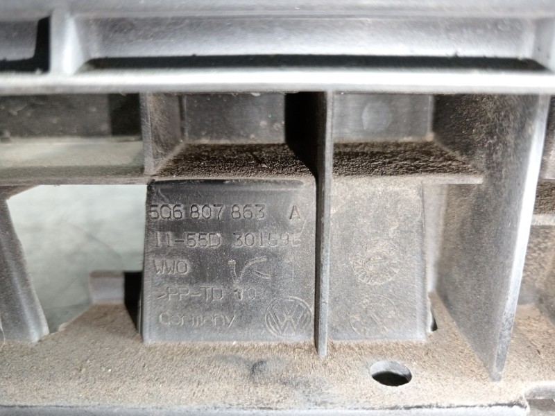 Recambio de absorbedor trasero para volkswagen golf vii lim. gte referencia OEM IAM 5G6807863  