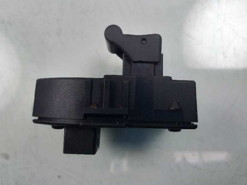 Recambio de mando elevalunas trasero izquierdo para opel vectra b berlina básico referencia OEM IAM   