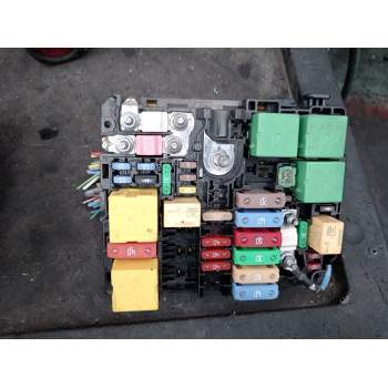 CAJA RELES / FUSIBLES 9808958980 