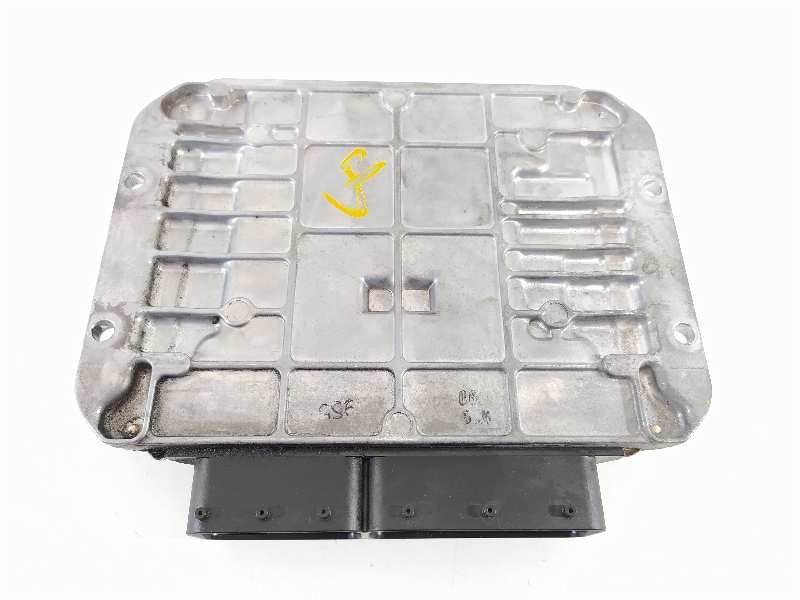 Recambio de centralita motor uce para opel astra j lim. enjoy referencia OEM IAM 55577647  