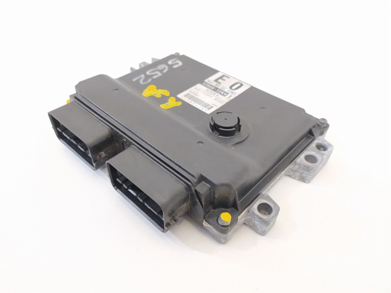 Recambio de centralita motor uce para suzuki swift berlina (mz) gl (5-ptas.) referencia OEM IAM 3392072K01 MB1123008262 