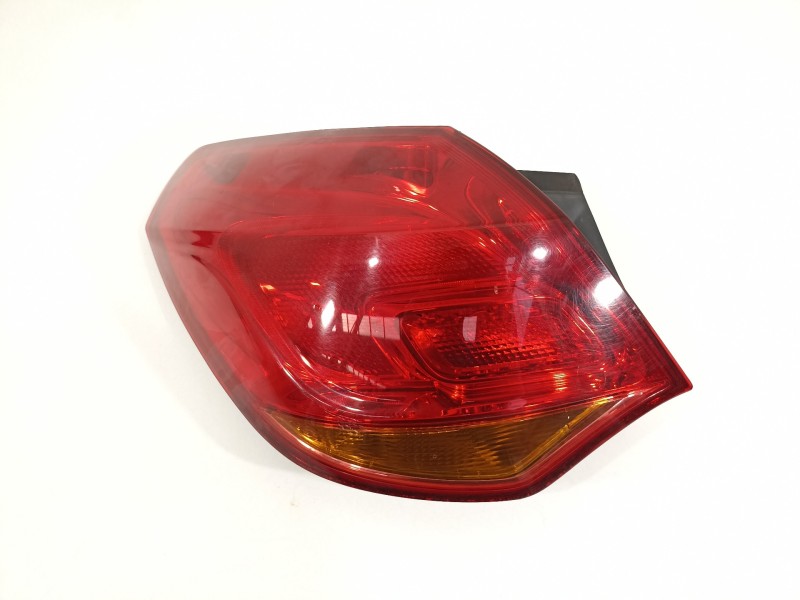 Recambio de piloto trasero izquierdo para opel astra j lim. enjoy referencia OEM IAM 13306455  